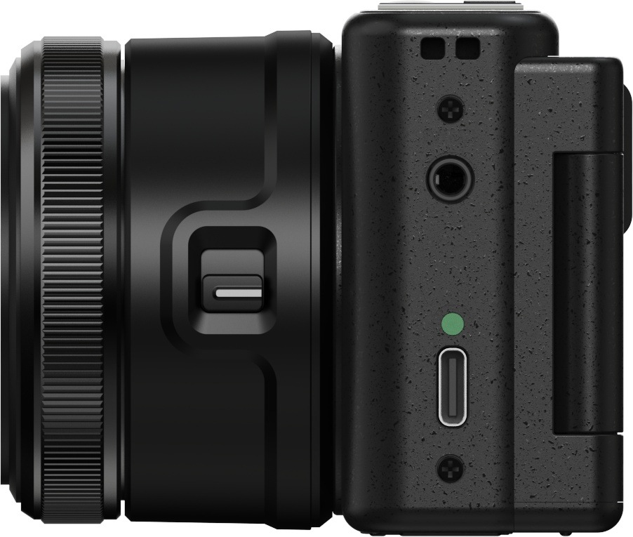 Digitálny fotoaparát Yashica City 200 čierny Yashica City 200 sa nabíja prakticky cez port USB-C