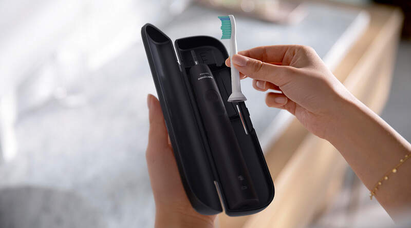 Zubná kefka Philips Sonicare 3100 HX3673/14 čierny