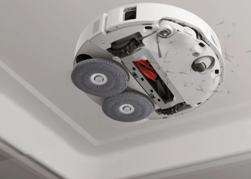 Robotický vysávač Roborock Qrevo Edge 2 Pro biely Detail spodnej strany vysávača Roborock Qrevo Edge 2 Pro s mopmi a funkciou proti namotávaniu chlpov a vlasov