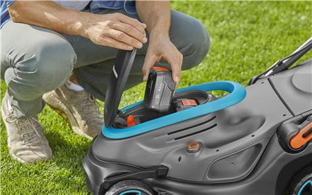 Kosačka Gardena PowerMax 14638-55 (bez batérie)