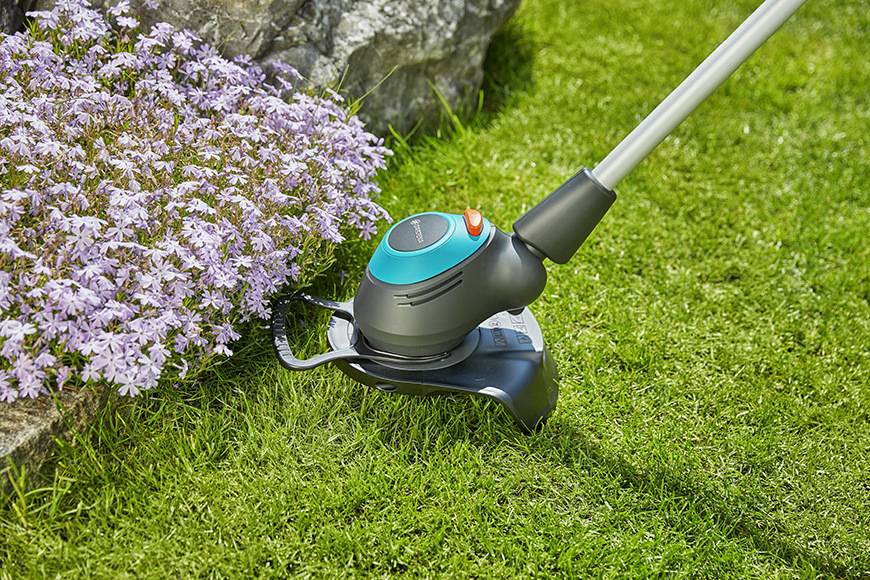 Strunová kosačka Gardena EasyCut 450/25