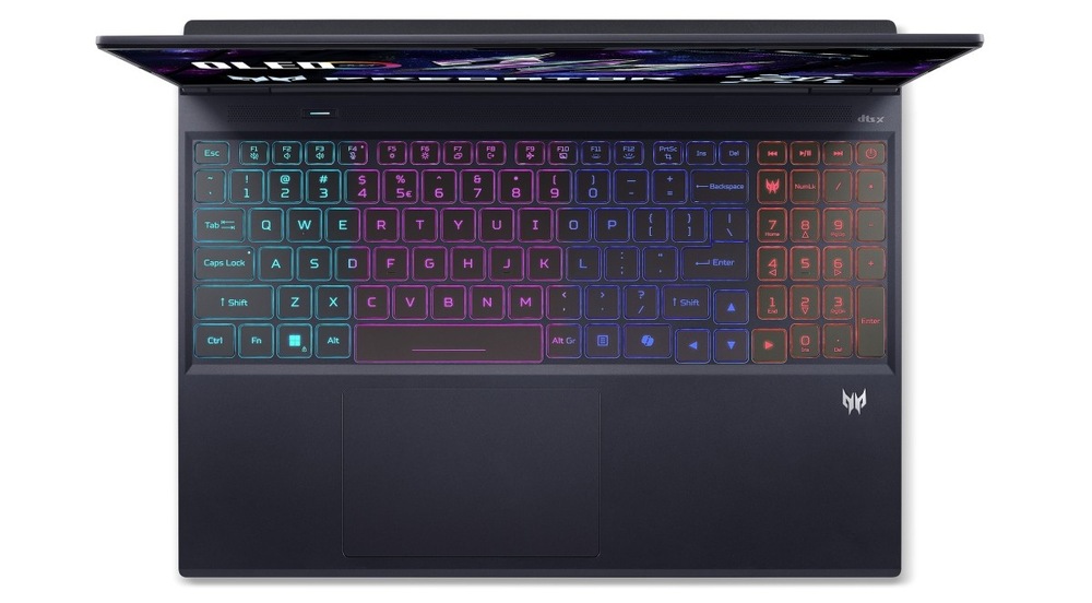 Notebook Acer Predator Helios Neo 16S AI (PHN16S-I51-94NV) čierny Pohľad zhora na klávesnici notebooku Acer Predator Helios Neo 16S AI