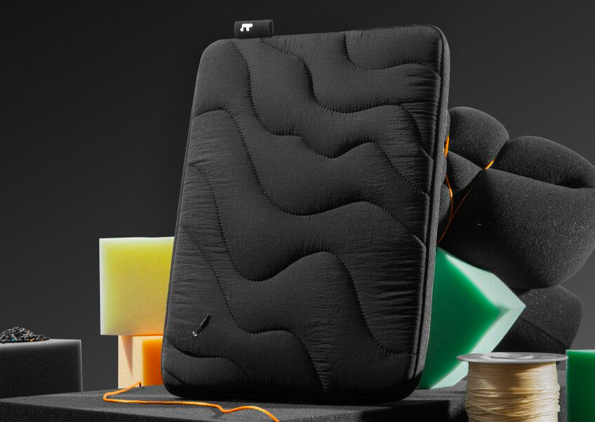 Puzdro na notebook tomtoc Terra-A27 Laptop Sleeve 13" čierne Púzdro na notebook tomtoc Terra-A27 Laptop Sleeve 13" - čierne