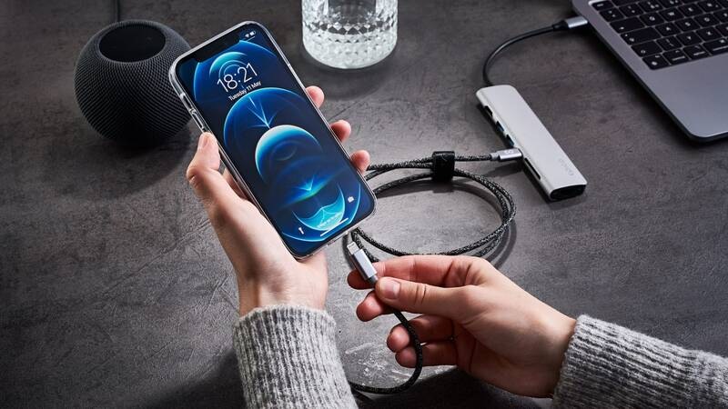 Kábel Epico USB-C/Lightning 60W, 1,2m sivý