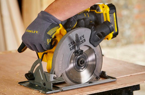 Sada aku náradia Stanley FatMax SFMCK412MDS-QW (s baterií) Súprava aku náradia Stanley FatMax SFMCK412MDS-QW (s batériou)
