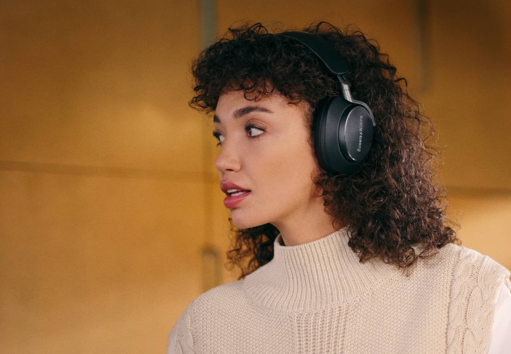 Slúchadlá Bowers & Wilkins Px8 hnedá Slúchadlá Bowers & Wilkins Px8 hnedá