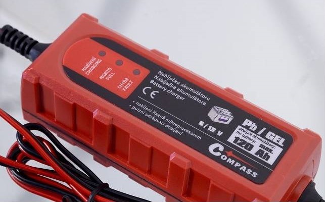 Nabíjačka autobatérií Compass 07142 Udrží vaši baterii stále aktivní