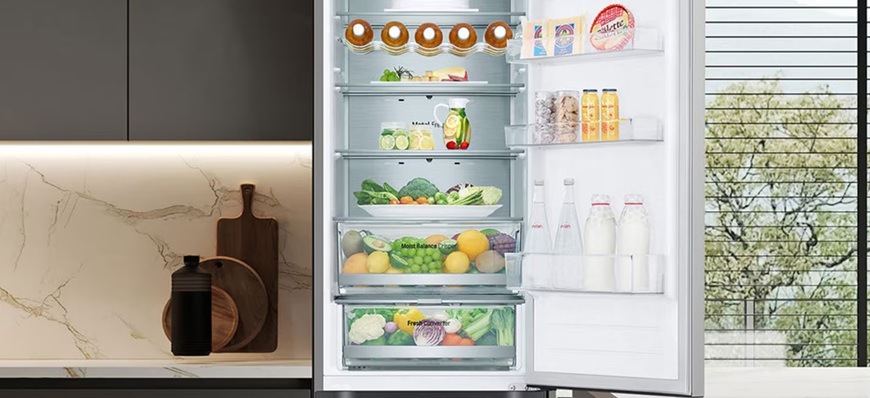 Chladnička s mrazničkou LG GBBSJ20DPY strieborná