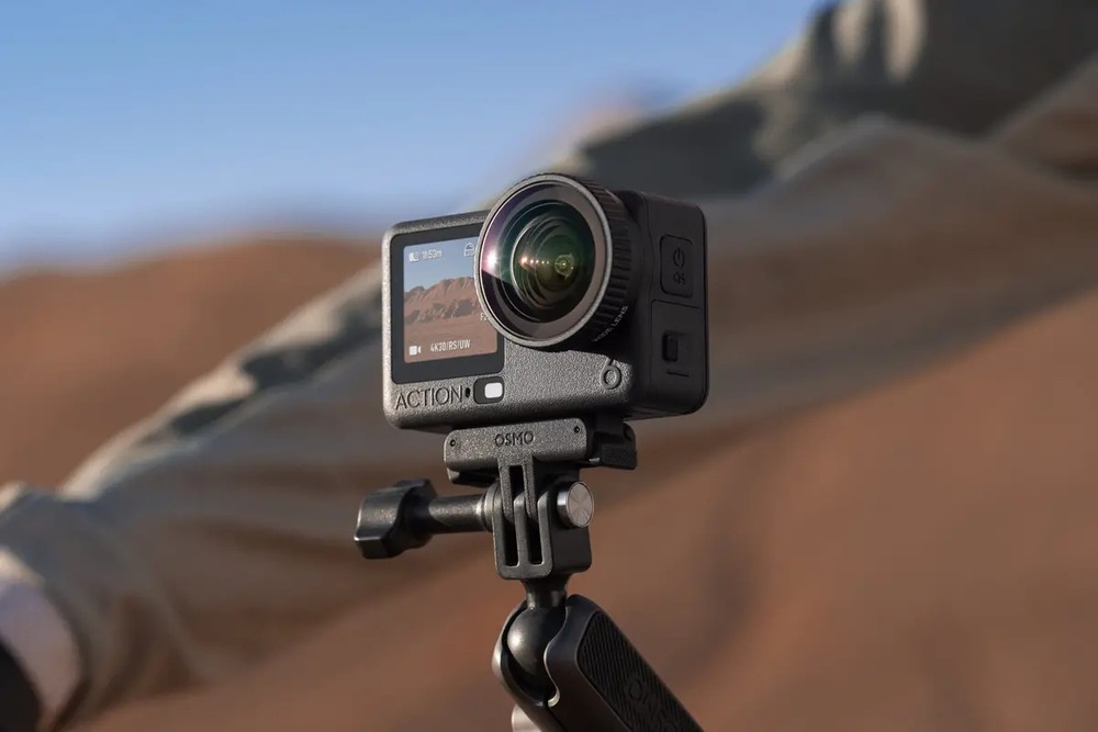 Objektív DJI Osmo Action 6 FOV Boost Lens čierny Akčná kamera s nasadeným širokouhlým sklom Osmo Action 6 FOV Boost Lens