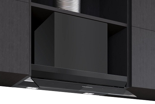 Odsávač pár Siemens iQ500 LJ67BDP60 čierny Vstavaný odsávač pár Siemens LJ67BDP60 v kuchynskej linke