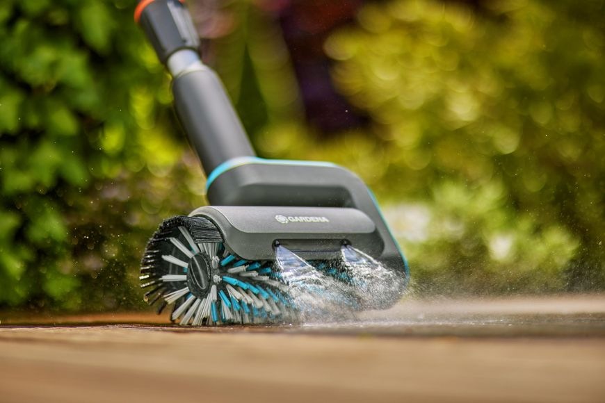 Čistič Gardena AquaBrush Universal 04/18V P4A (s batériou)