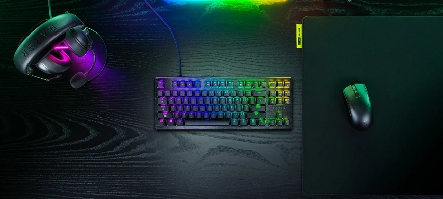 Klávesnica Razer Huntsman V3 HE Magnetic Tenkeyless 8KHz, US Layout čierna Herná zostava s klávesnicou Razer Huntsman V3 HE Magnetic, myšou a headsetom