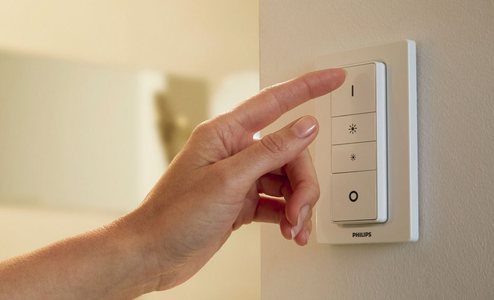 Bodové svietidlo Philips Hue Buckram White Ambiance Spot biele