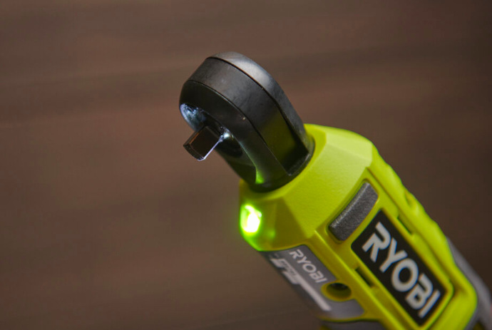 Račňa akumulátorová Ryobi 4V USB Lithium RR14W4-120G (s baterií) Račňa akumulátorová Ryobi 4V USB Lithium RR14W4-120G (s batériou)
