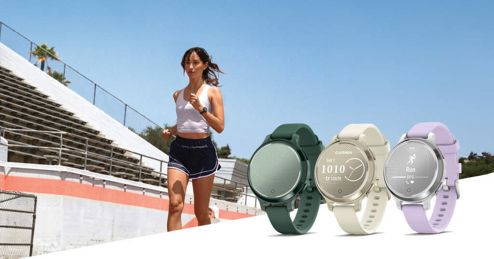 Inteligentné hodinky Garmin Lily 2 Active - Lunar Gold / Bone Silicone Band
