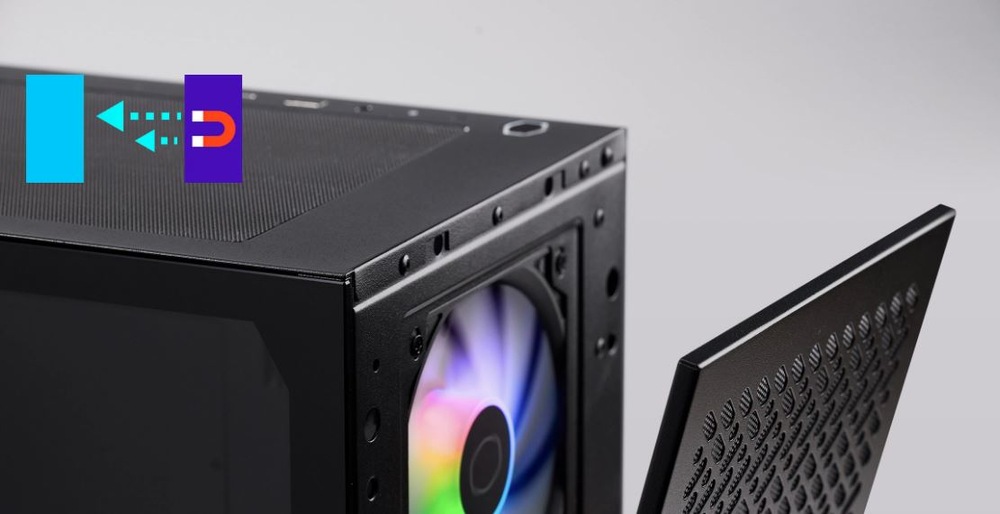 Čierna skriňa počítača s odstráneným predným panelom, odhaľujúca RGB ventilátor vyžarujúci farebné svetlo.