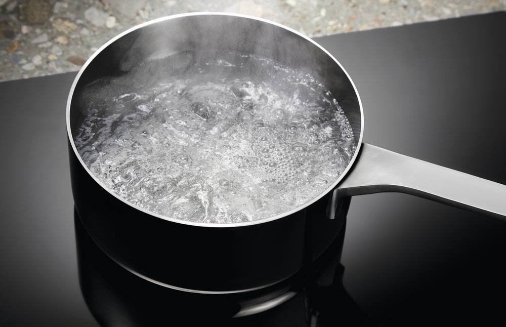 Indukčná varná doska Electrolux LIT30230C čierna