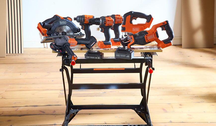 Vŕtací skrutkovač Black-Decker BLD782E1K-QW (s batériou)