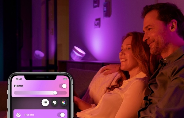 Stolná lampa Philips Hue Iris Bluetooth biela Philips Hue Iris Bluetooth, bílá