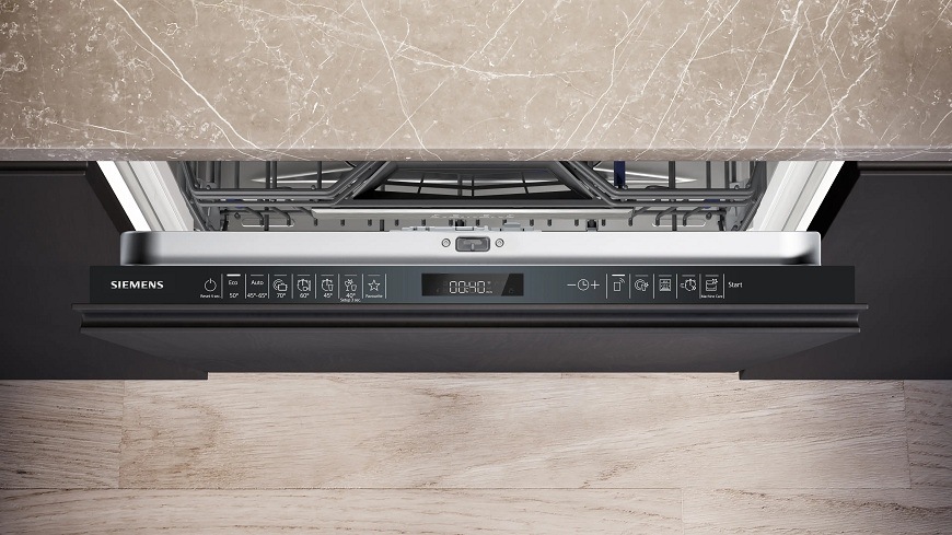 Umývačka riadu Siemens iQ500 SN65ZX17CE Zeolith® Detailný záber na ovládací panel umývačky Siemens SN65ZX17CE