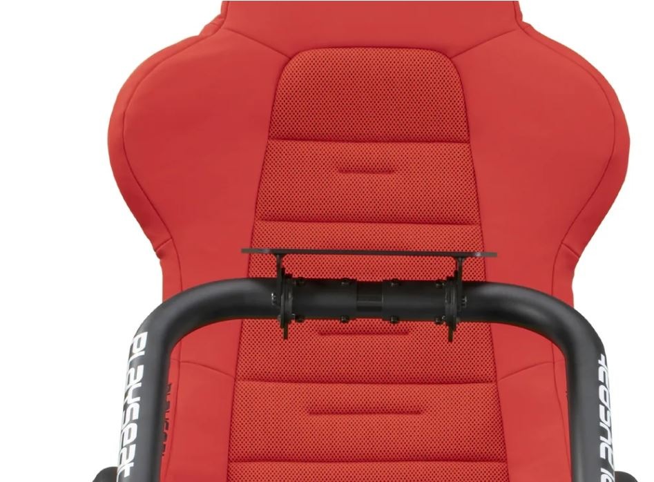 Predný pohľad na závodný kokpit Playseat Trophy Black v červenej farbe.