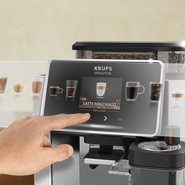 Ovládanie kávovaru Krups EA918GE0 Sensation Elite Hot & Cold na dotykovom displeji