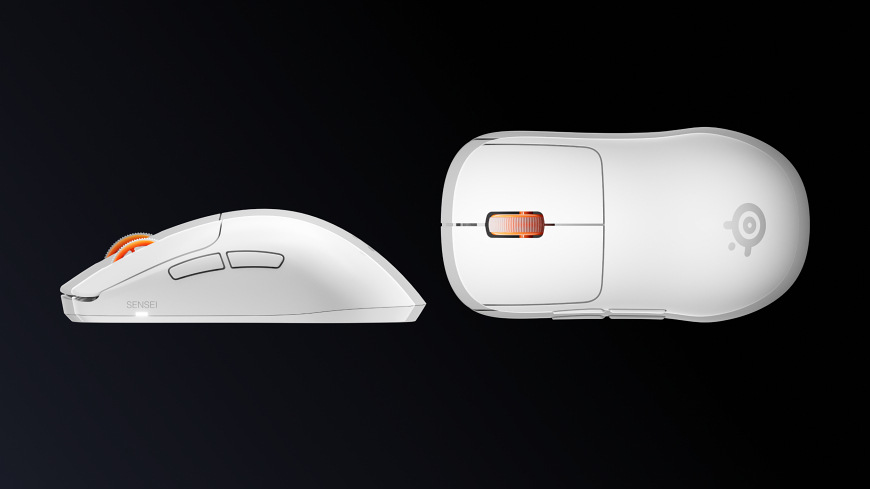 Biela myš SteelSeries Sensei Pro zboku a zhora s viditeľnými bočnými tlačidlami
