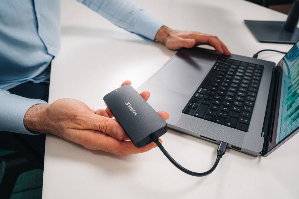 USB Hub Verbatim USB-C Pro Multiport 5 Port strieborný