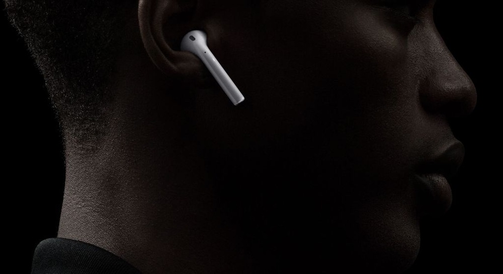 Slúchadlá Apple AirPods (2019) biela