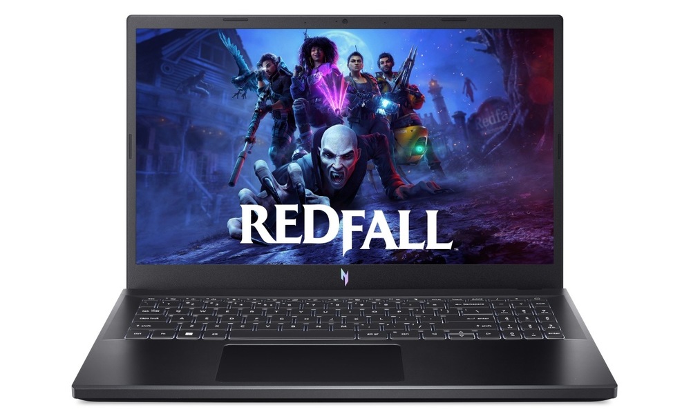 Zapnutý notebook Acer Nitro V 15 (ANV15-41-R6WB) s obrazom hry