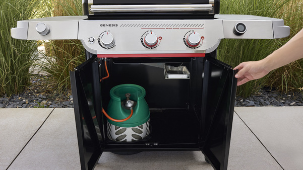 Gril záhradný plynový Weber Genesis E-335W Black čierny Gril záhradný plynový Weber Genesis E-335W Black čierny