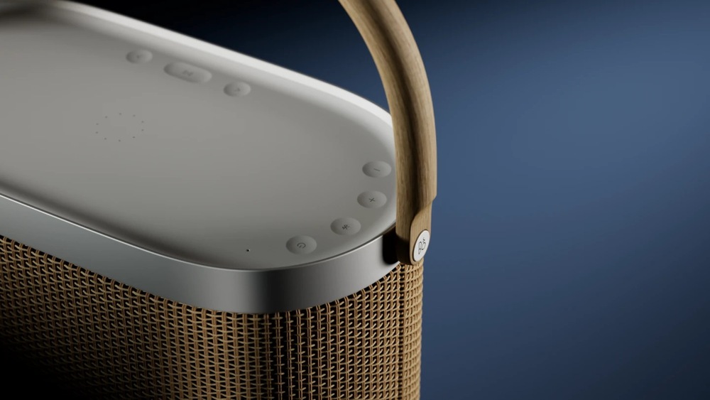 Prenosný reproduktor Bang & Olufsen BeoSound A5 strieborný/béžový Prenosný reproduktor Bang & Olufsen BeoSound A5 strieborný/béžový