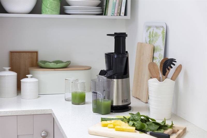Odšťavovač RUSSELL HOBBS 25170-56 Slow Juicer čierny/nerez RUSSELL HOBBS 25170-56 Slow Juicer, čierna/nerezová