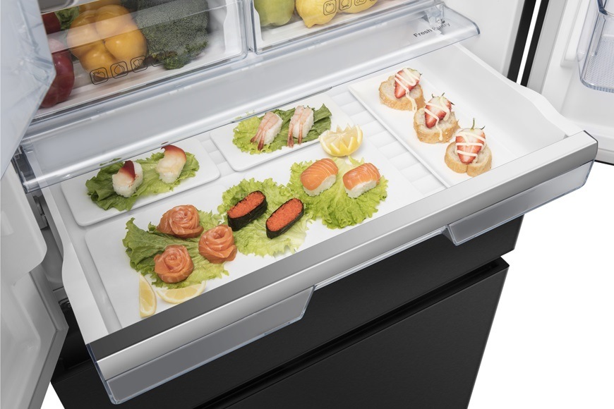 Americká chladnička Hisense RF540N4WFE čierna Americká chladnička RF540N4WFE, čierna, My Fresh Choice zásuvka