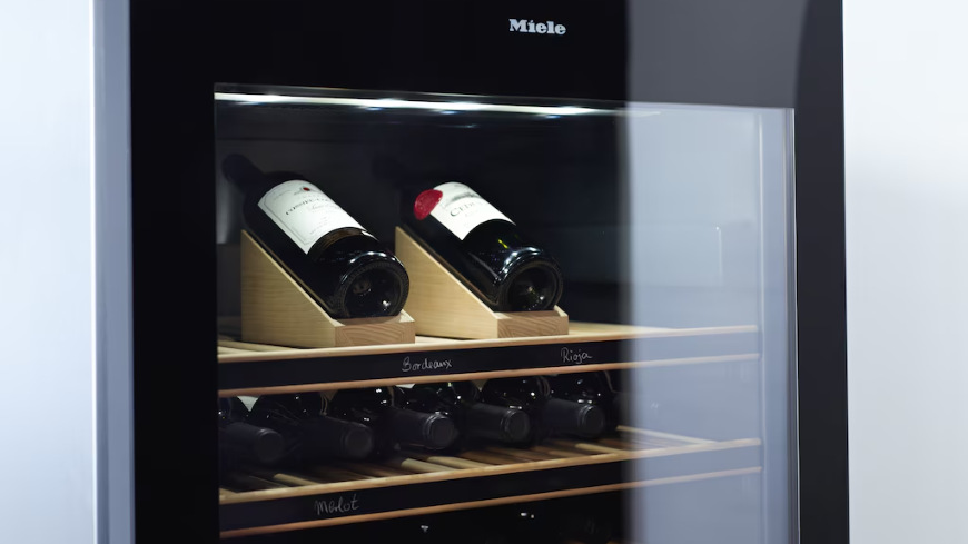 Vínotéka Miele KWT 7112 nerez Vínotéka Miele KWT 7112 nerez