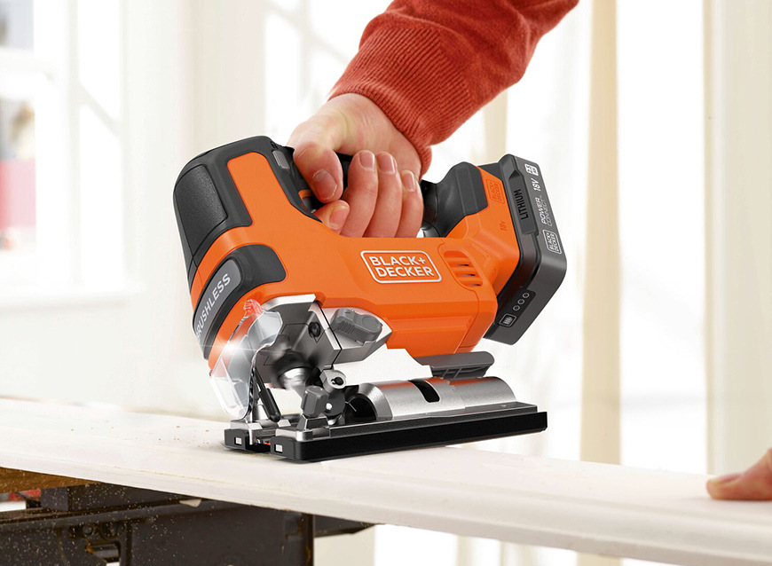 Priamočiara píla Black-Decker BLCJS78E1-QW (s baterií) Priamočiara píla Black-Decker BLCJS78E1-QW (s batériou)