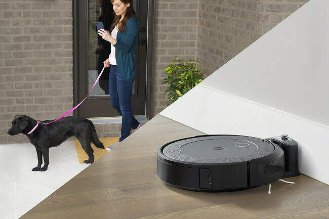 Robotický vysávač iRobot Roomba i3 BF Robotický vysávač iRobot Roomba i3 BF
