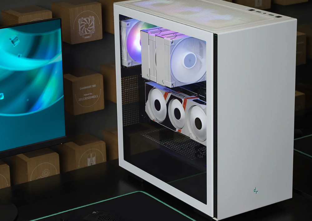 Case DeepCool CH510 WH biela Vzhľad DeepCool CH510 WH vylepšuje bočný panel z temperovaného skla
