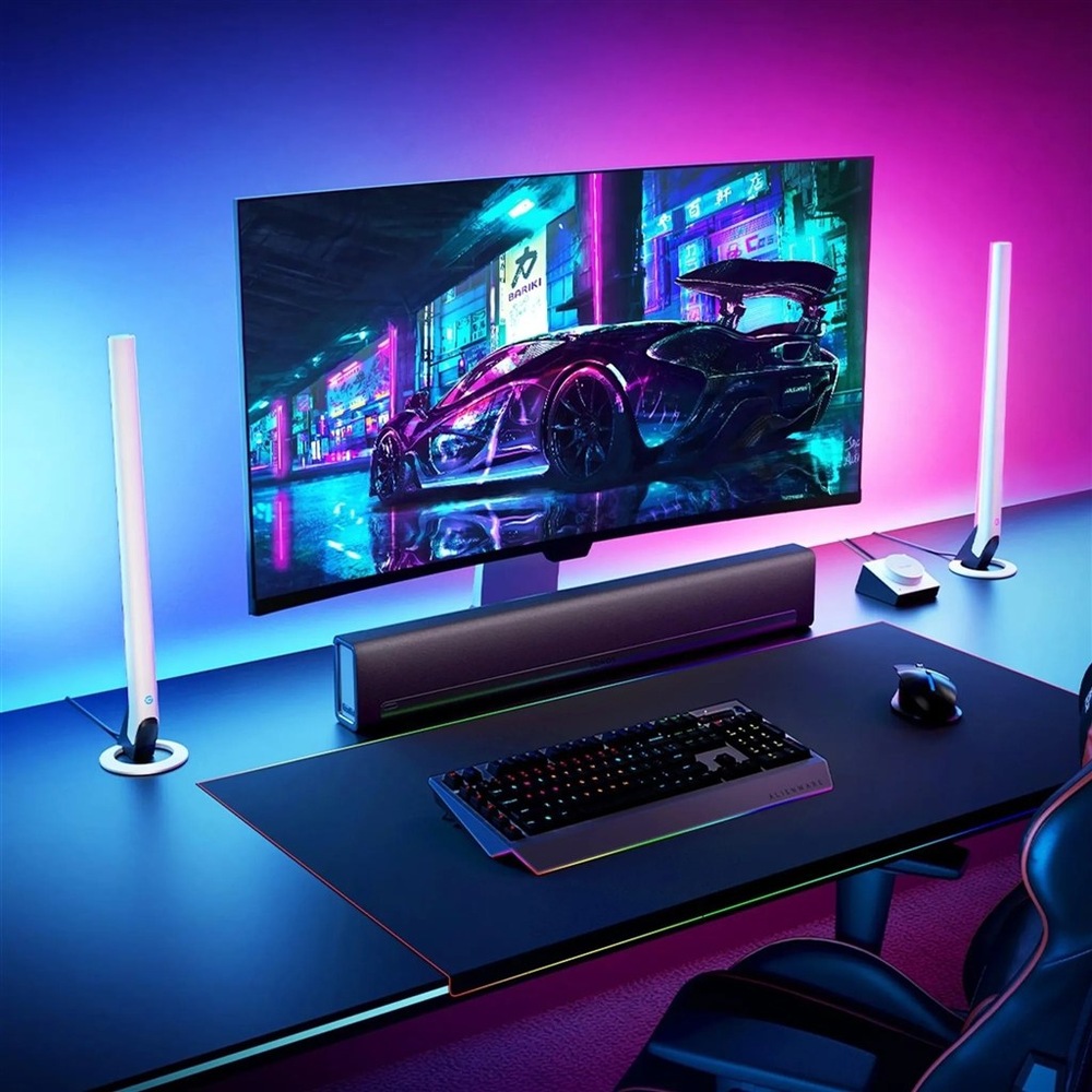 LED svetlo Govee Smart Gaming WiFi LED Panely + Smart Dual ovládač biele LED svetlo Govee Smart Gaming WiFi LED Panely okolo monitora