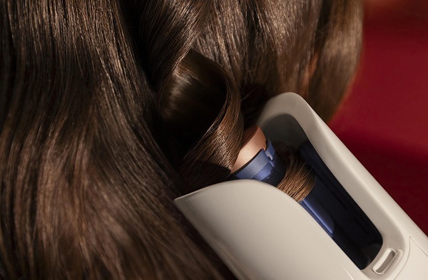 Kulma lokňovač Philips 9000 SenseIQ BHB968/00 biela