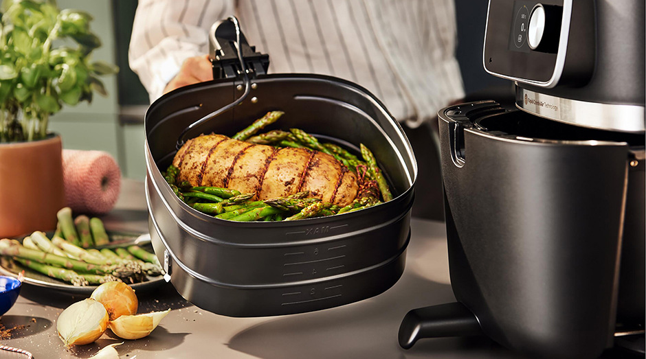 Fritéza teplovzdušná Philips Airfryer 8,3 l, Connected HD9880/90 čierna Fritéza teplovzdušná Philips Airfryer 8,3 l, Connected HD9880/90 čierna