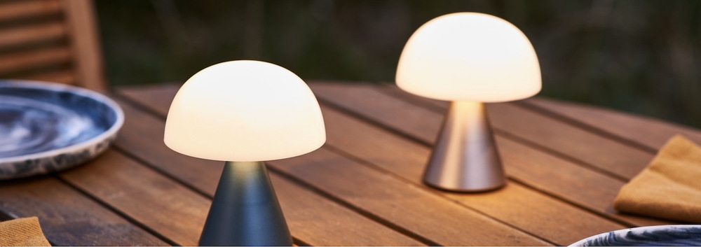 Stolná lampa Lexon Mina M červená Stolná lampa Lexon Mina M červená