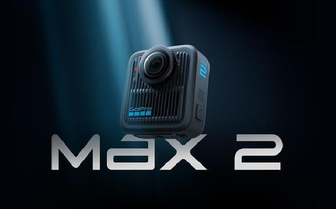 Outdoorová kamera GoPro MAX2 + Accessories Bundle čierna