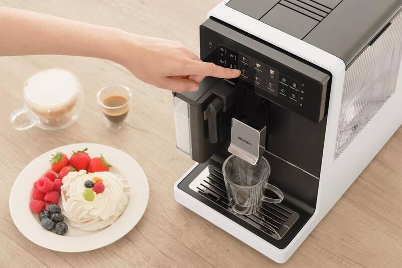 Automatický kávovar Sencor SES 9301WH biely Automatický kávovar Sencor SES 9301WH biely