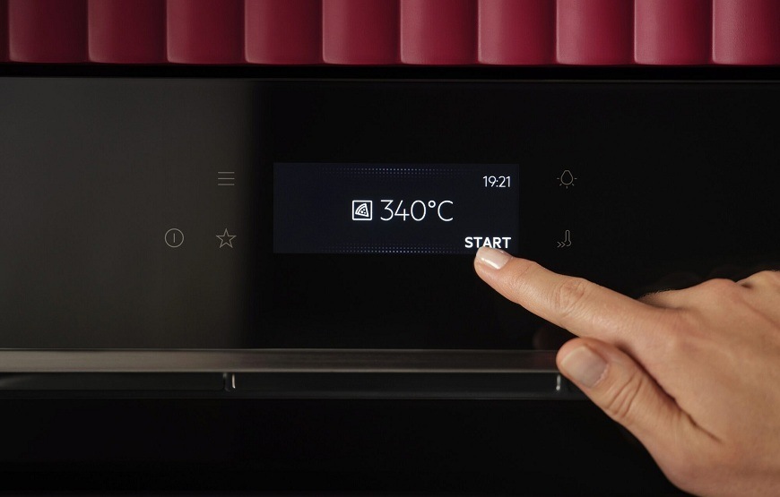 Rúra AEG série 7000 TX7PB63FSB PizzaExpert čierna