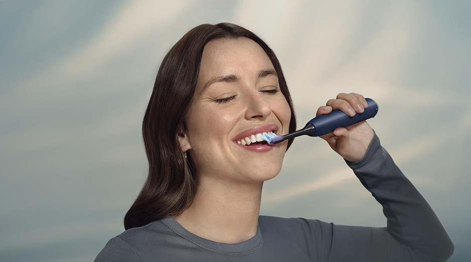Zubní kartáček Philips HX7423/01 Sonicare 7100