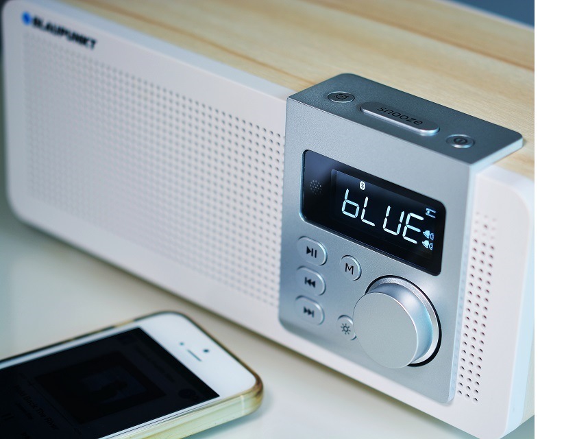Rádioprijímač Blaupunkt PP14BT drevený