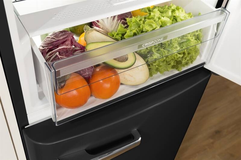 Chladnička s mrazničkou Gorenje Retro ONRK619DBK čierna