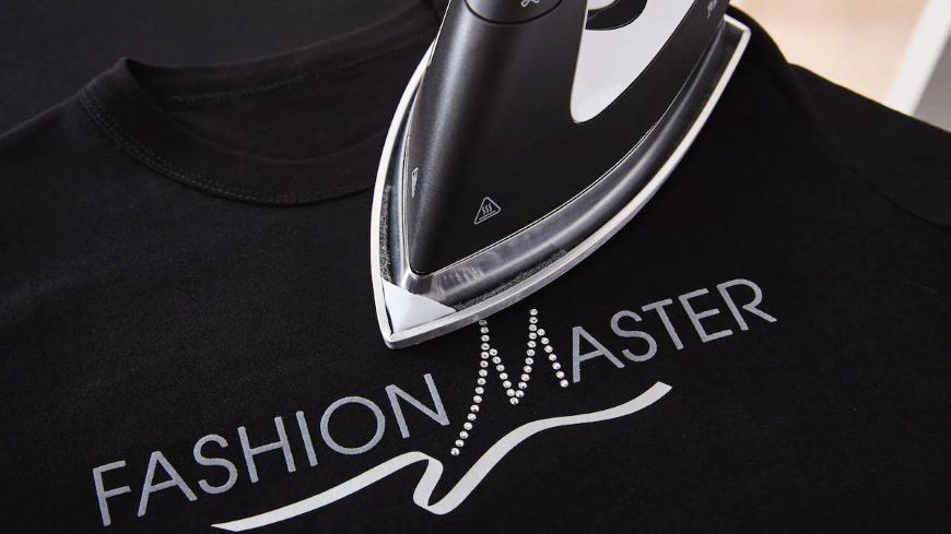 Žehliaci systém Miele B4847 FashionMaster 4.0 Žehlička žehlia s žehliacou násadou s nepriľnavým efektom cez potlač na textílii