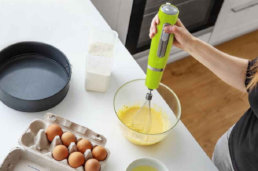 Ponorný mixér Sencor SHB 4461GR-EUE3 zelený Ponorný mixér Sencor SHB 4461GR-EUE3 zelený